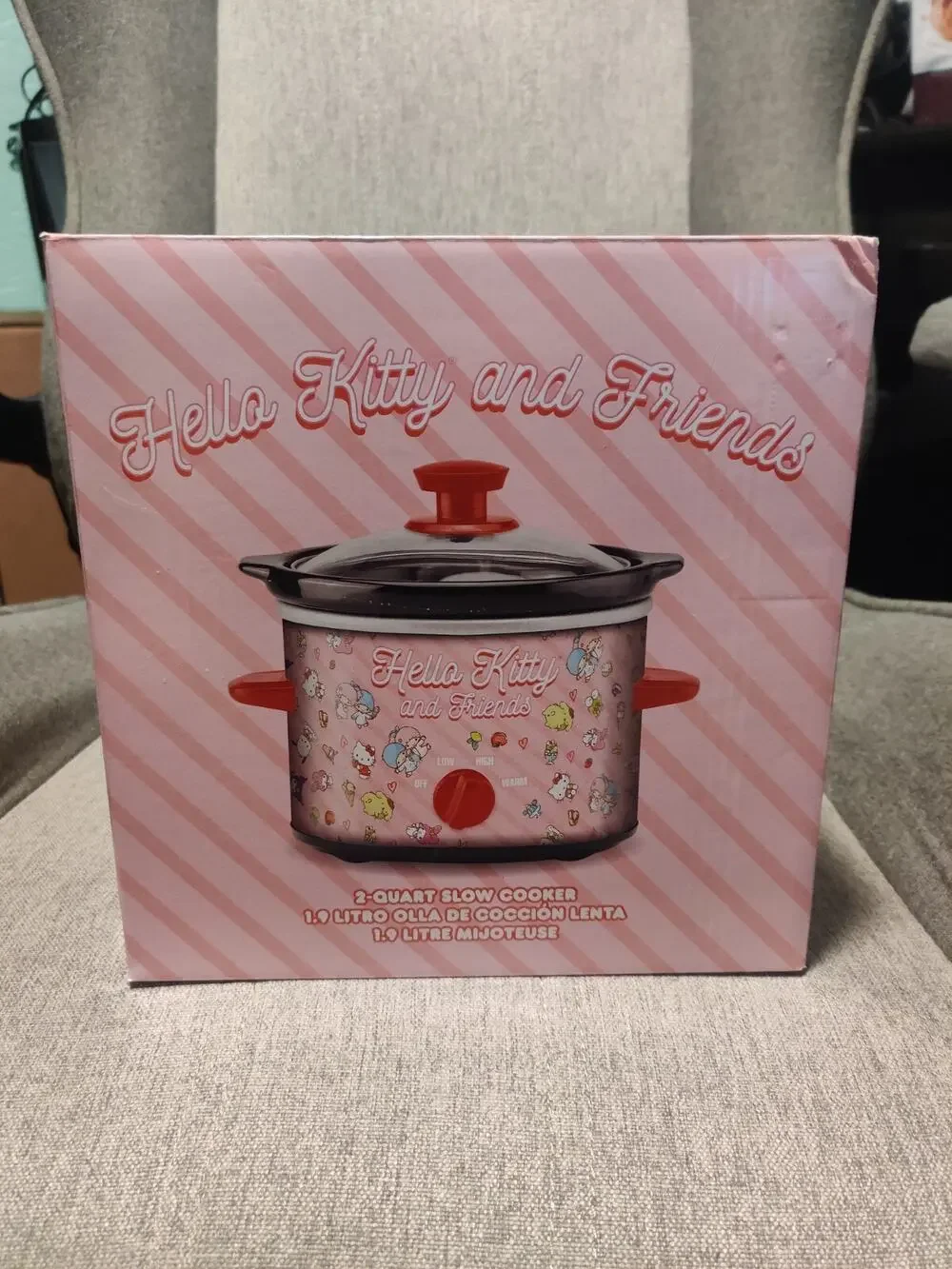 Hello Kitty and Friends Crock Pot 2-Quart Slow Cooker Pink NEW